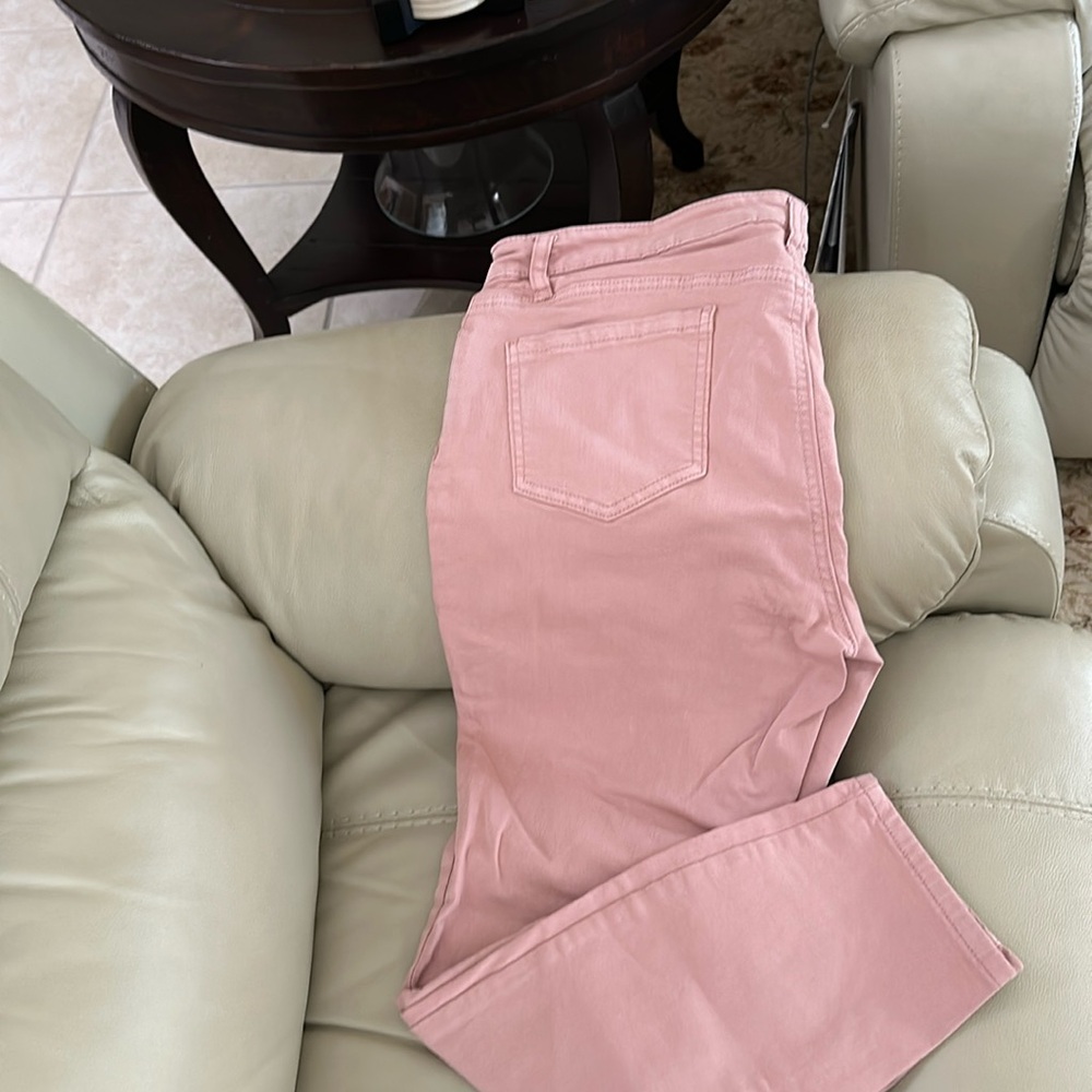 Aubrey pink jeans by Buffalo